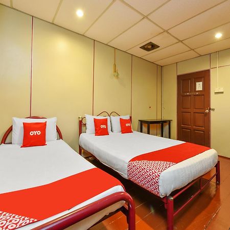 Oyo 90627 Pulau Ketam Inn كلانغْ المظهر الخارجي الصورة
