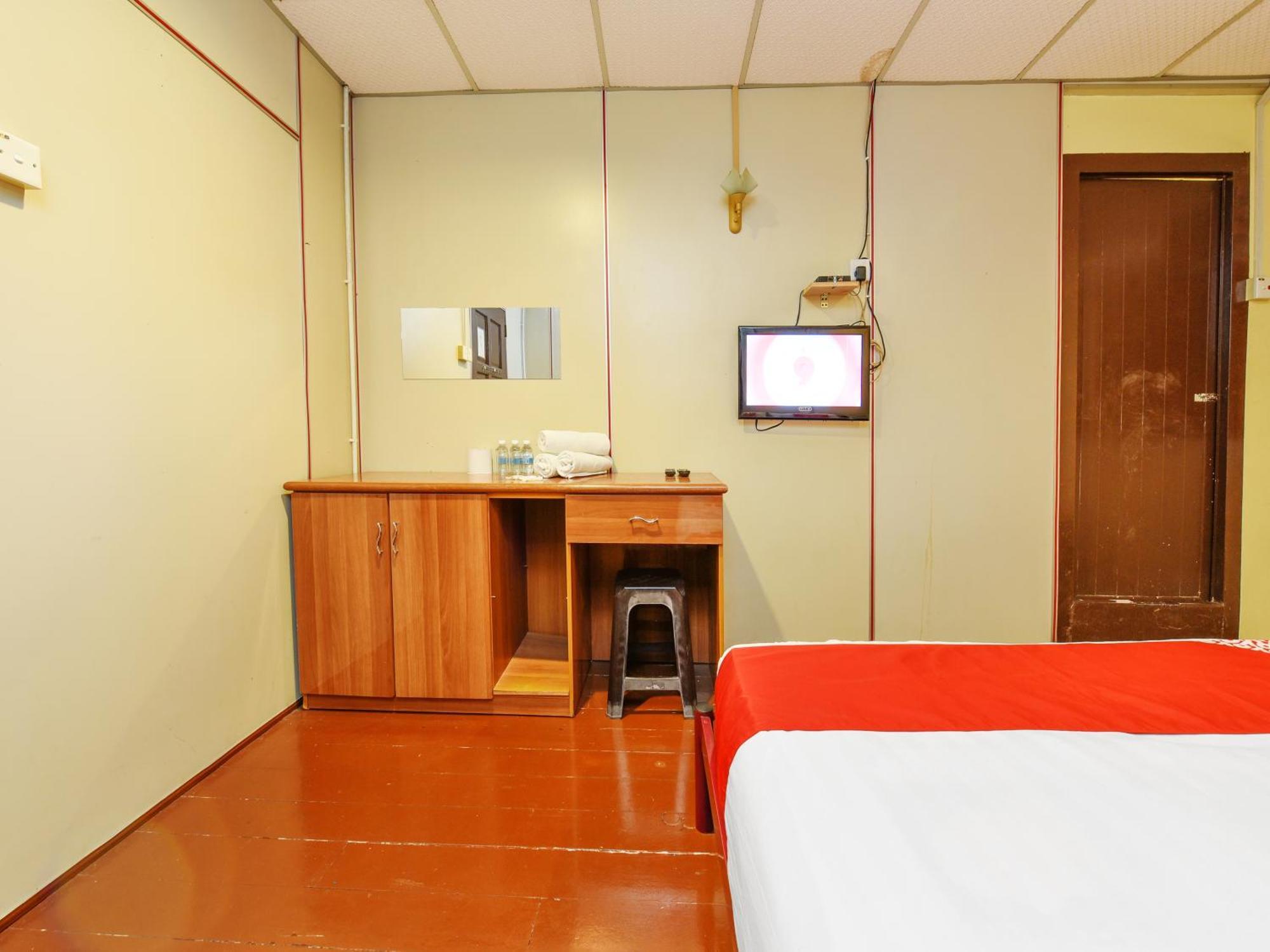 Oyo 90627 Pulau Ketam Inn كلانغْ المظهر الخارجي الصورة