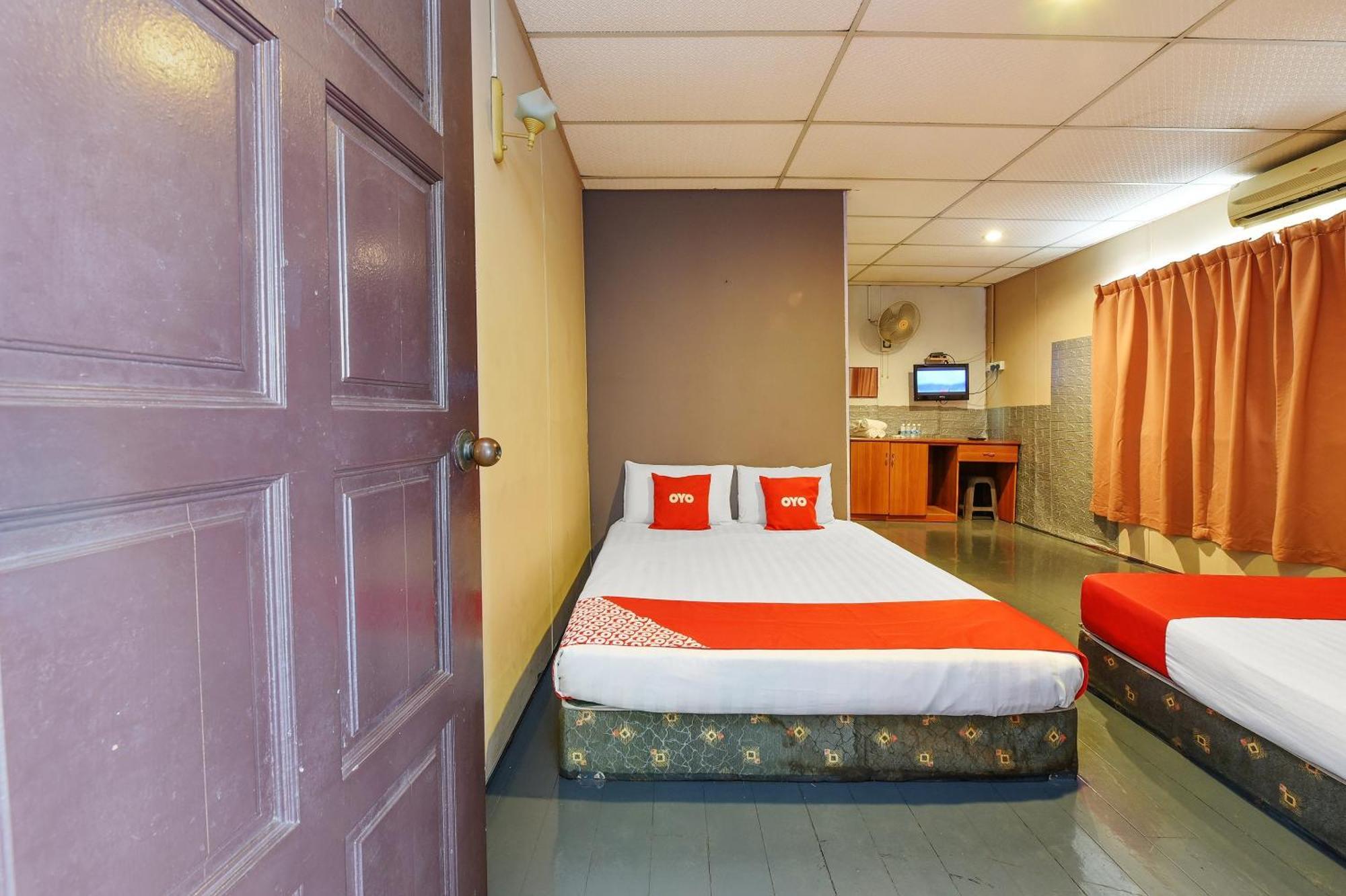 Oyo 90627 Pulau Ketam Inn كلانغْ المظهر الخارجي الصورة