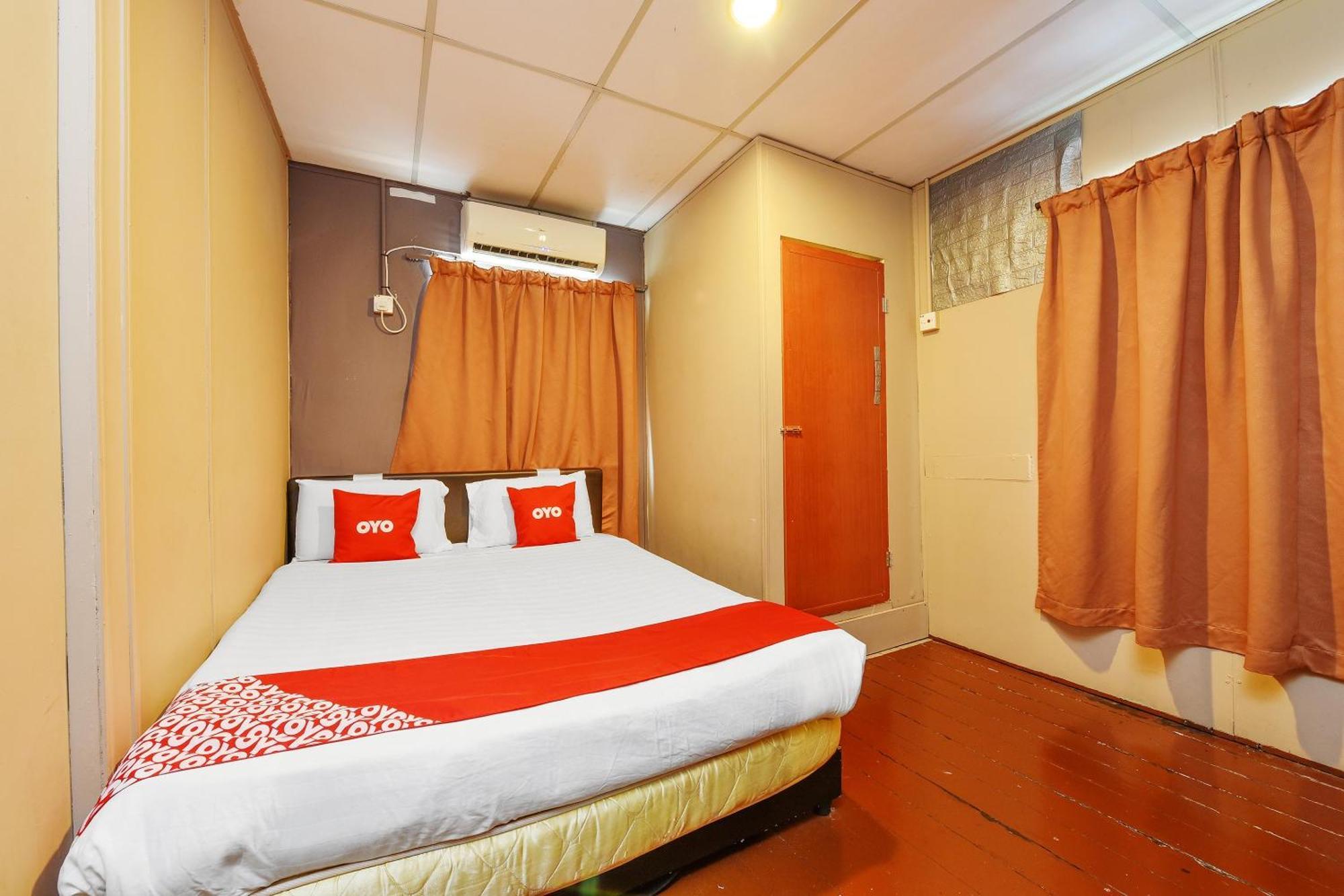 Oyo 90627 Pulau Ketam Inn كلانغْ المظهر الخارجي الصورة